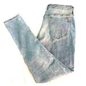 Mossimo Curvy Skinny 10/R power stretch jeans
